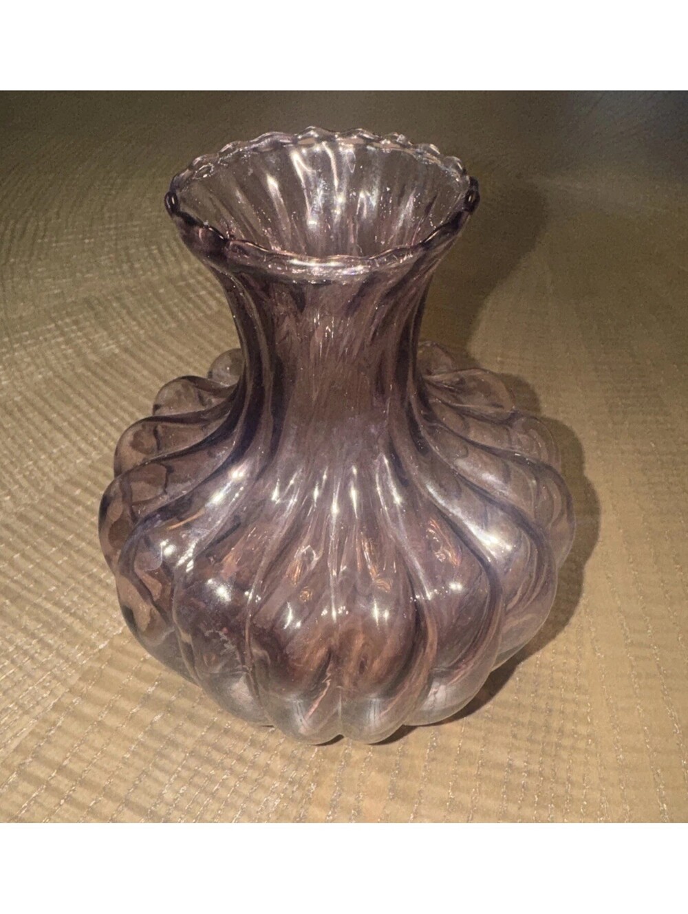 Vintage Pilgrim Glass Hand Blown Glass Cranberry/Amethyst Optic Ribbed Vase 6.5"